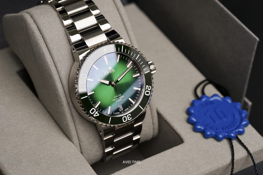 oris aquis date calibre 400 green oris aquis date calibre 400 green